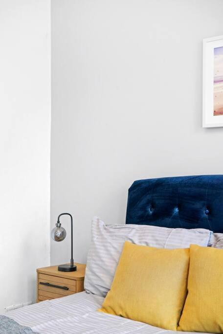 Bright 2 Bed Perfect Central Hub London Exterior photo